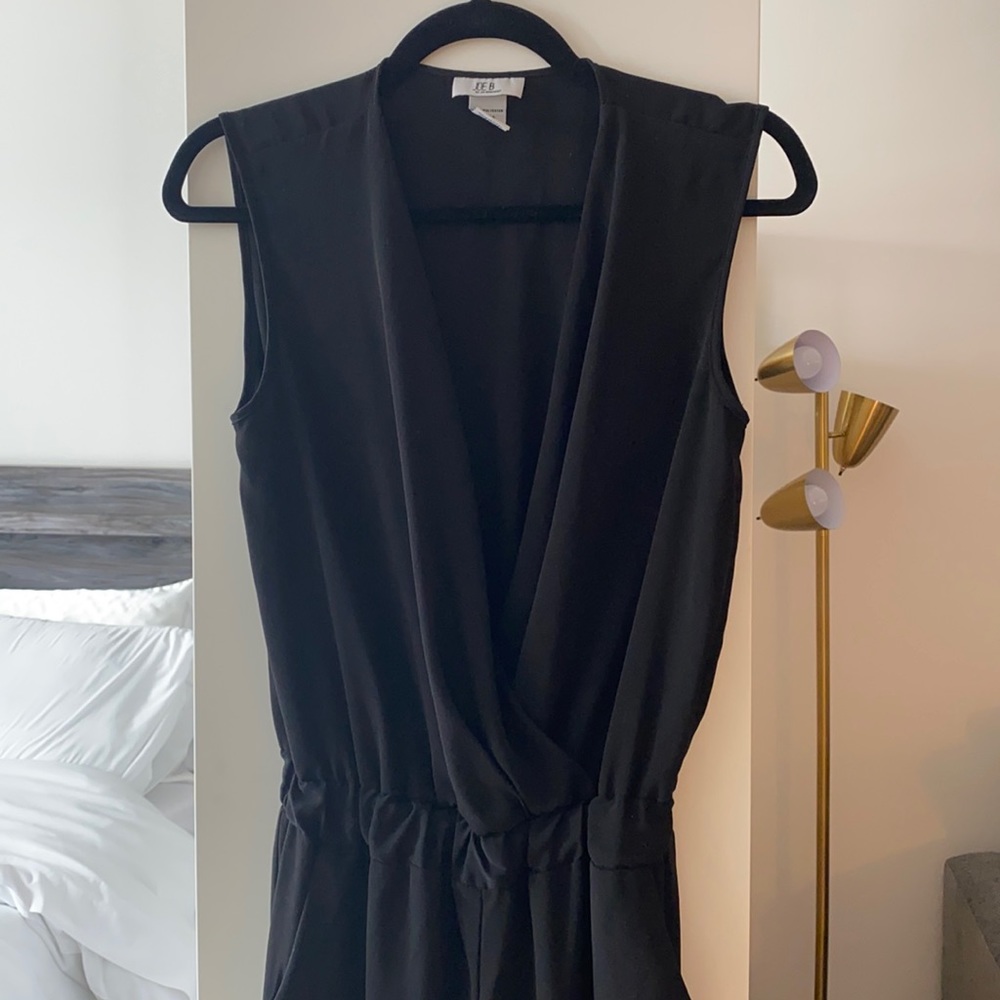 Joe B size Small cinched waist black jumpsuit